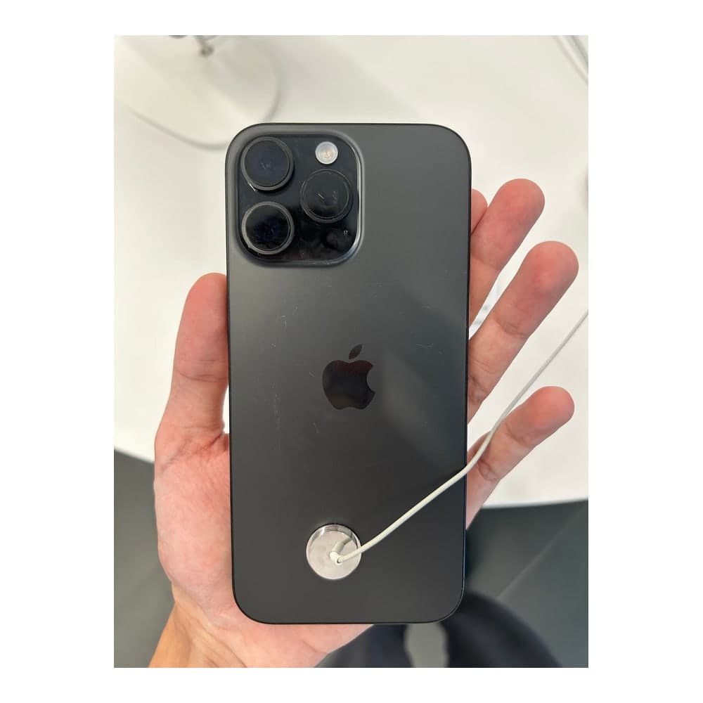 گوشی موبایل اپل iPhone 16 Pro Max ظرفیت ۲۵۶ گیگابایت